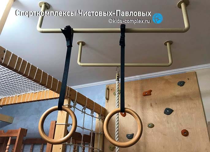 Спортивный уголок с обезьянкой. Кто ж тебя внедрит?
